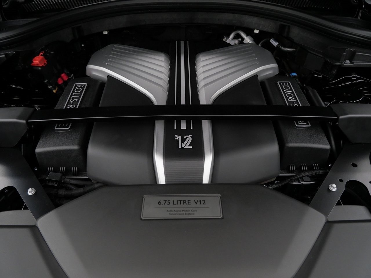 Buy New 2024 Rolls-Royce Cullinan Online (13)