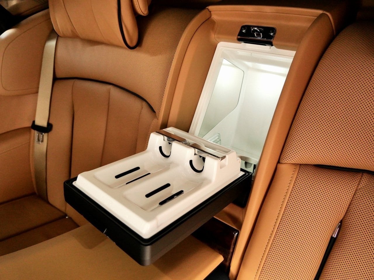 Buy Used 2022 Rolls-Royce Phantom (34)